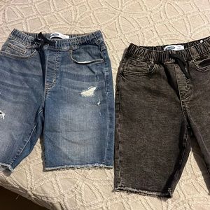Boys Old Navy 14-16 karate slim jean shorts